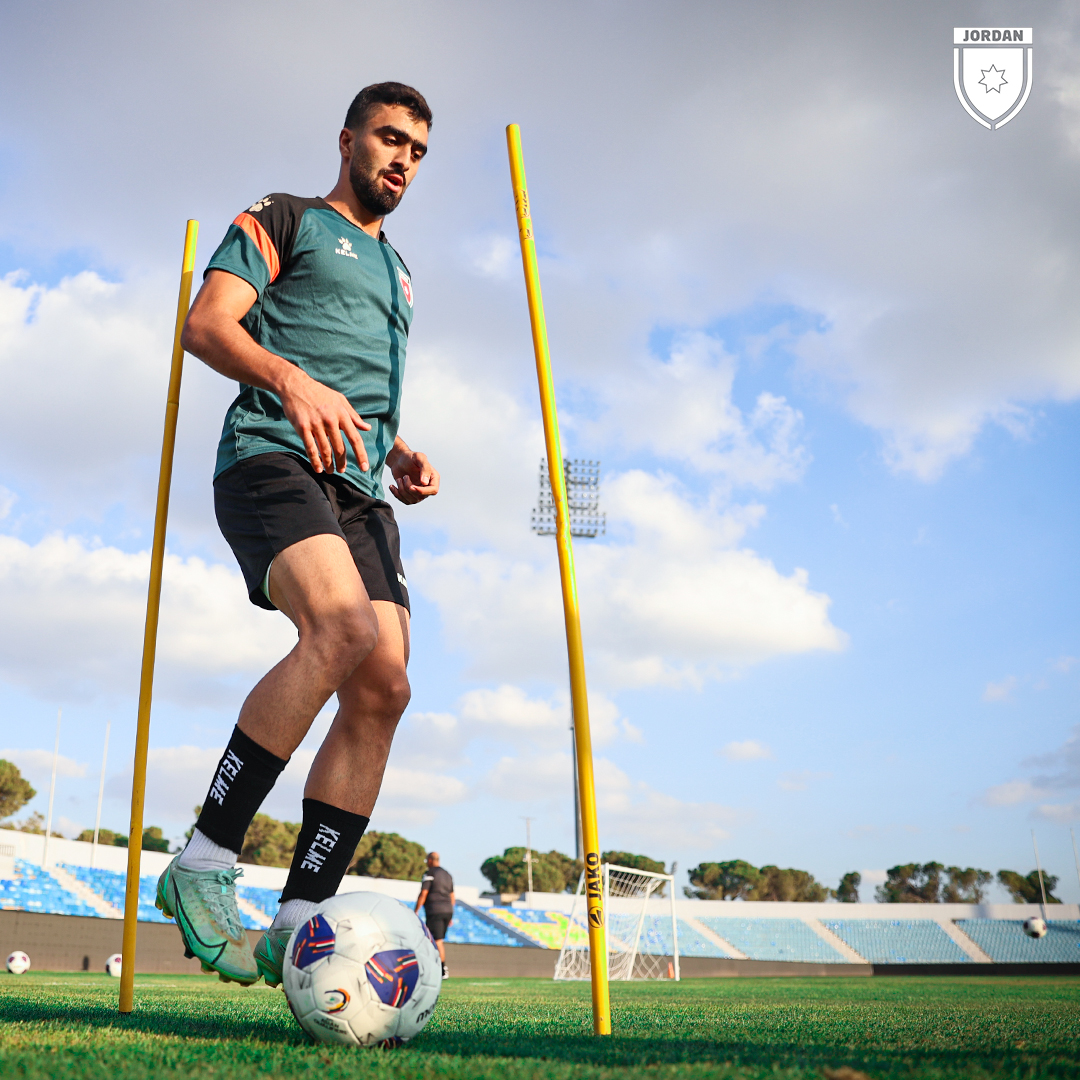 Madar Al-Saa Images 0.7673860392716632