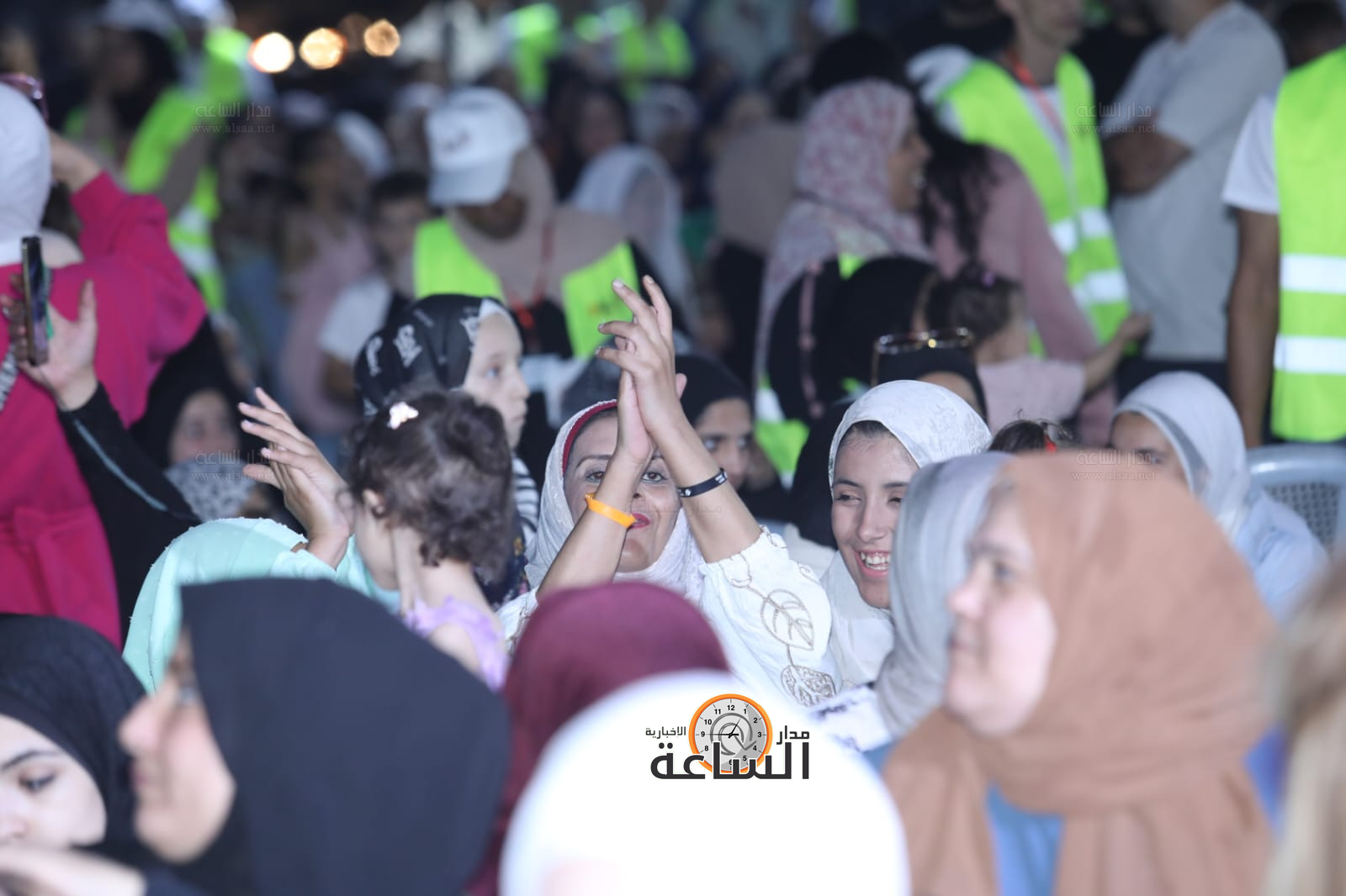 Madar Al-Saa Images 0.10130005680382181