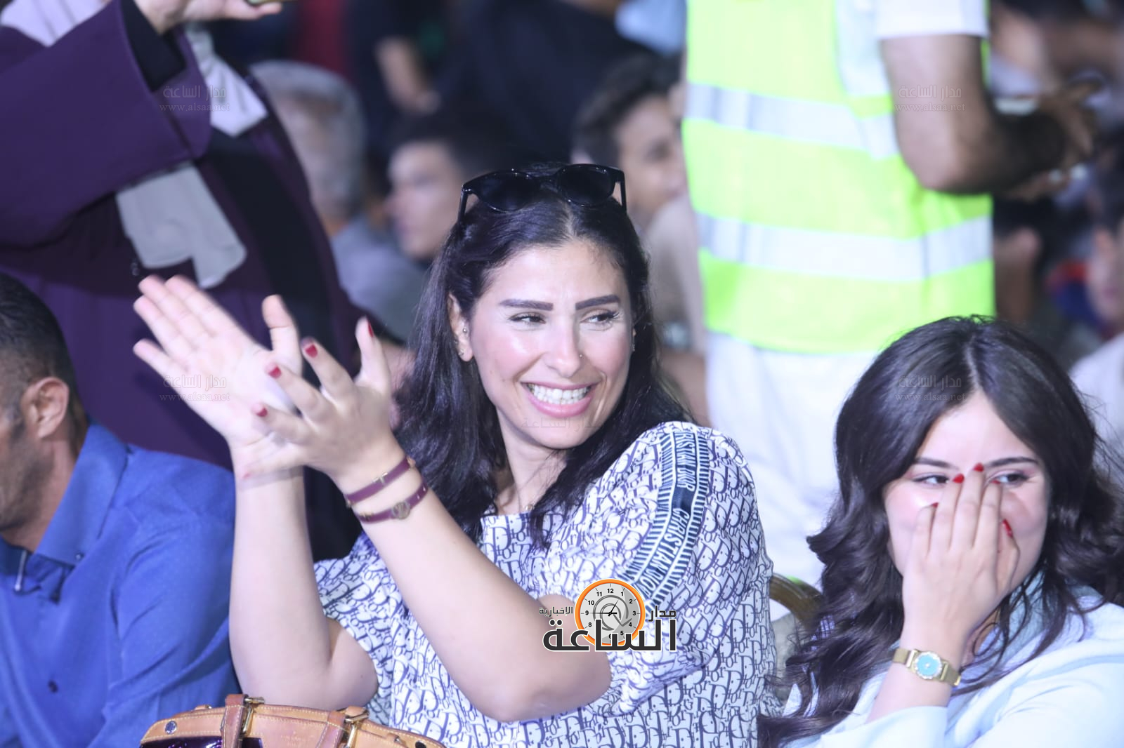 Madar Al-Saa Images 0.8876000493999718