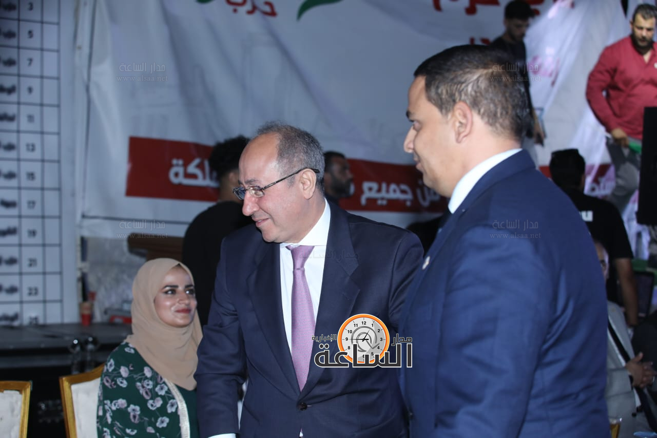 Madar Al-Saa Images 0.32770790284336737