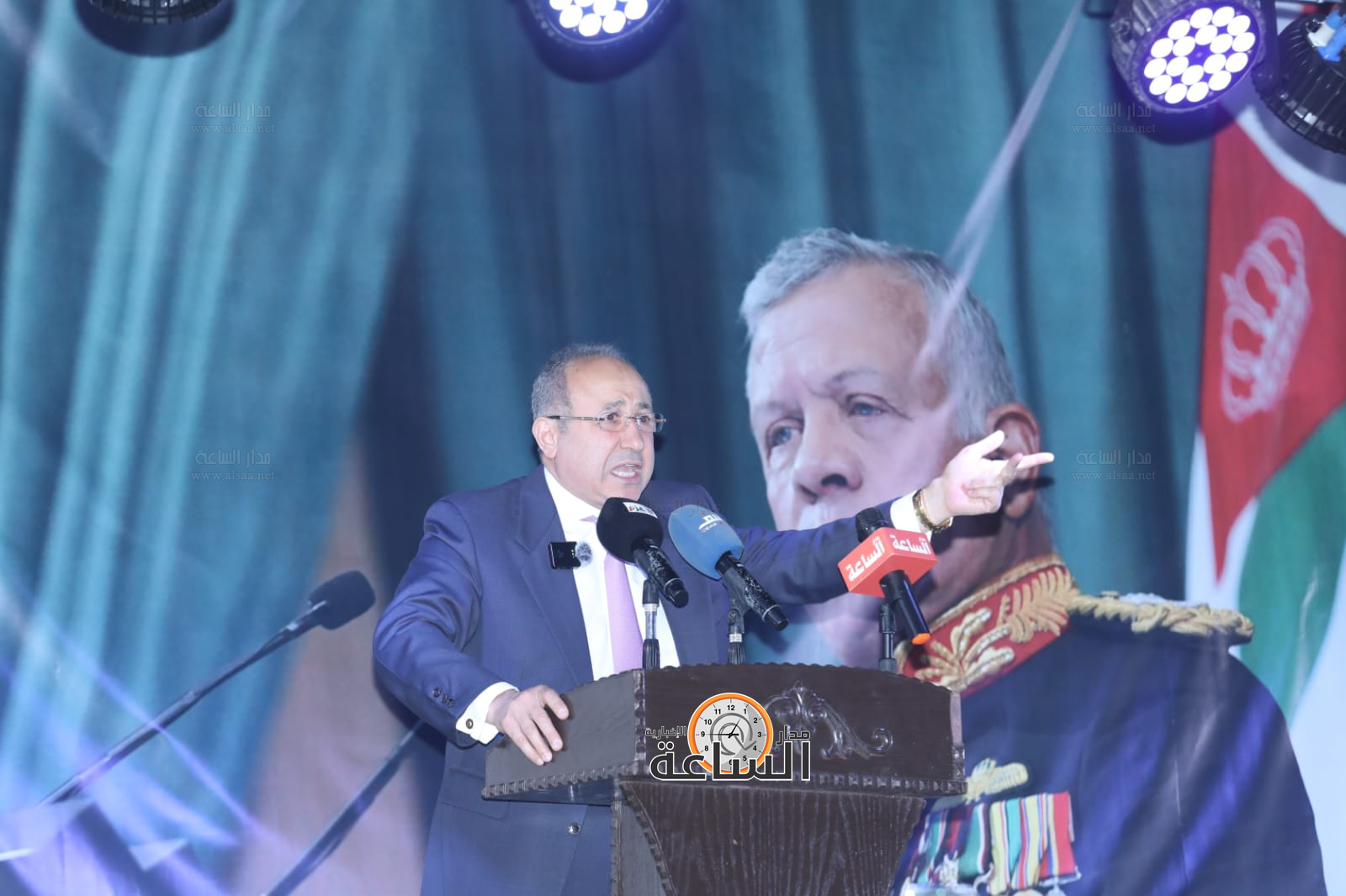 Madar Al-Saa Images 0.3550547581567651