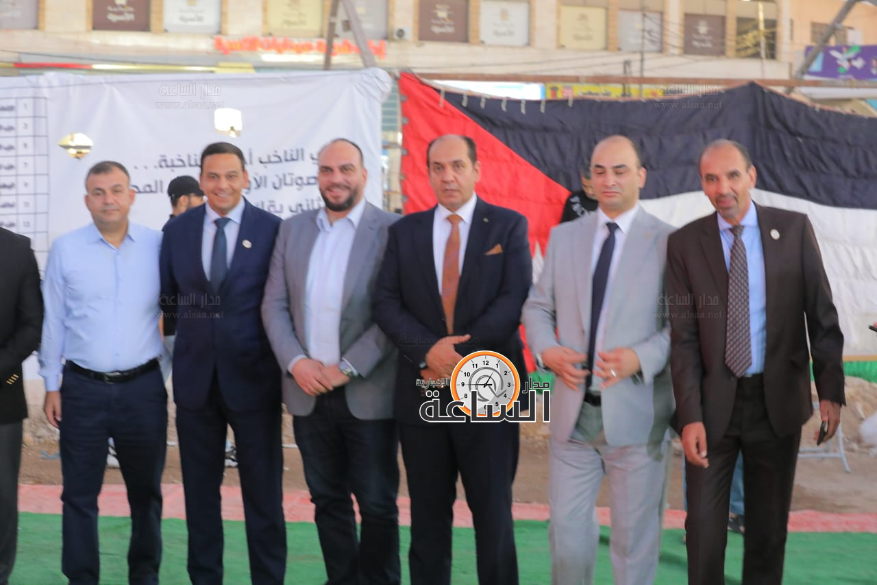 Madar Al-Saa Images 0.33388534413581583