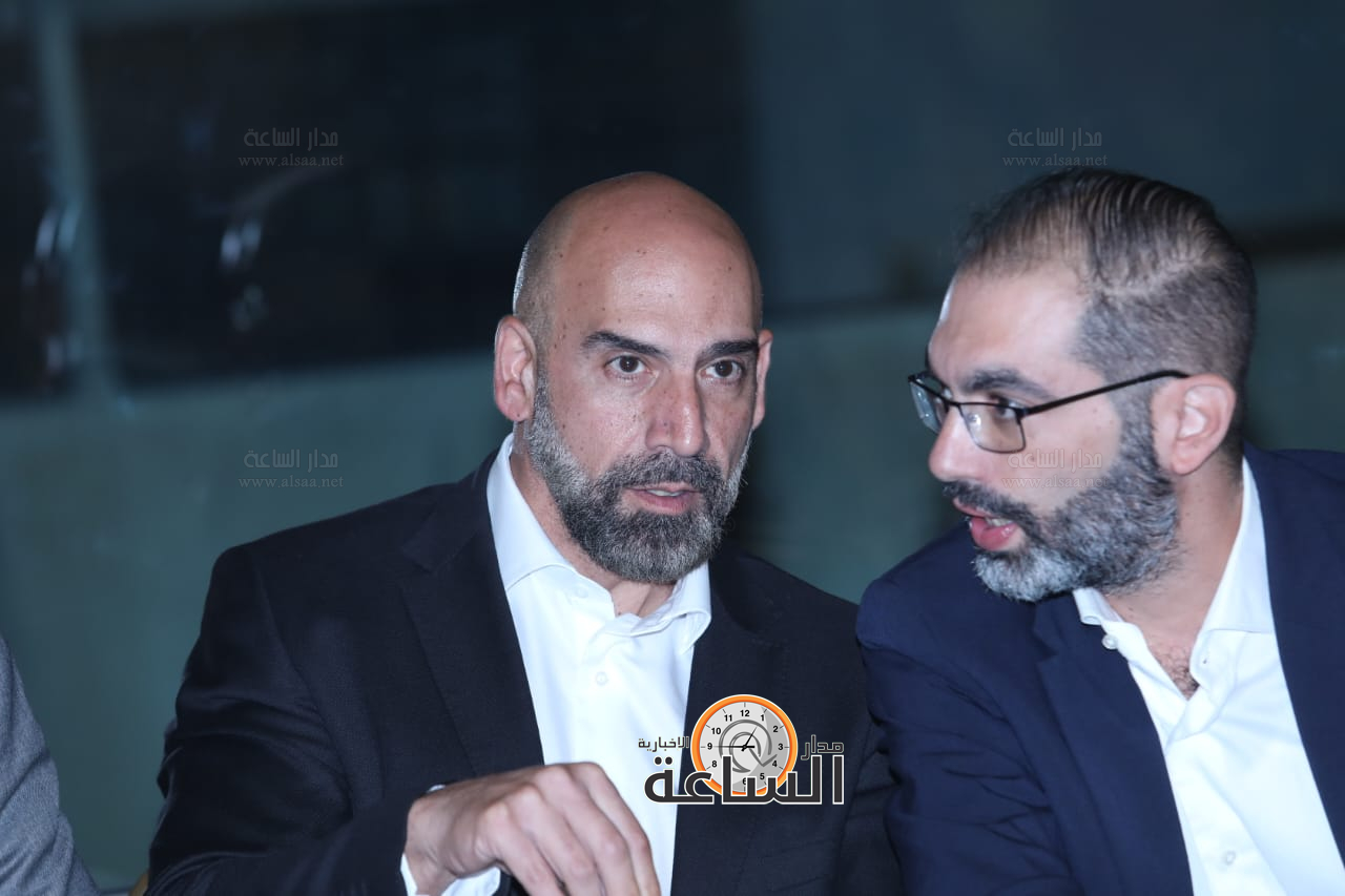 Madar Al-Saa Images 0.591402890966312