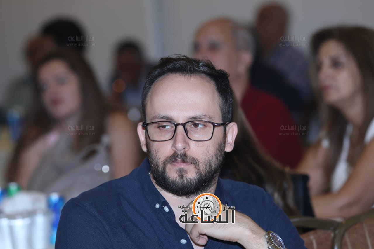 Madar Al-Saa Images 0.04542948344960007