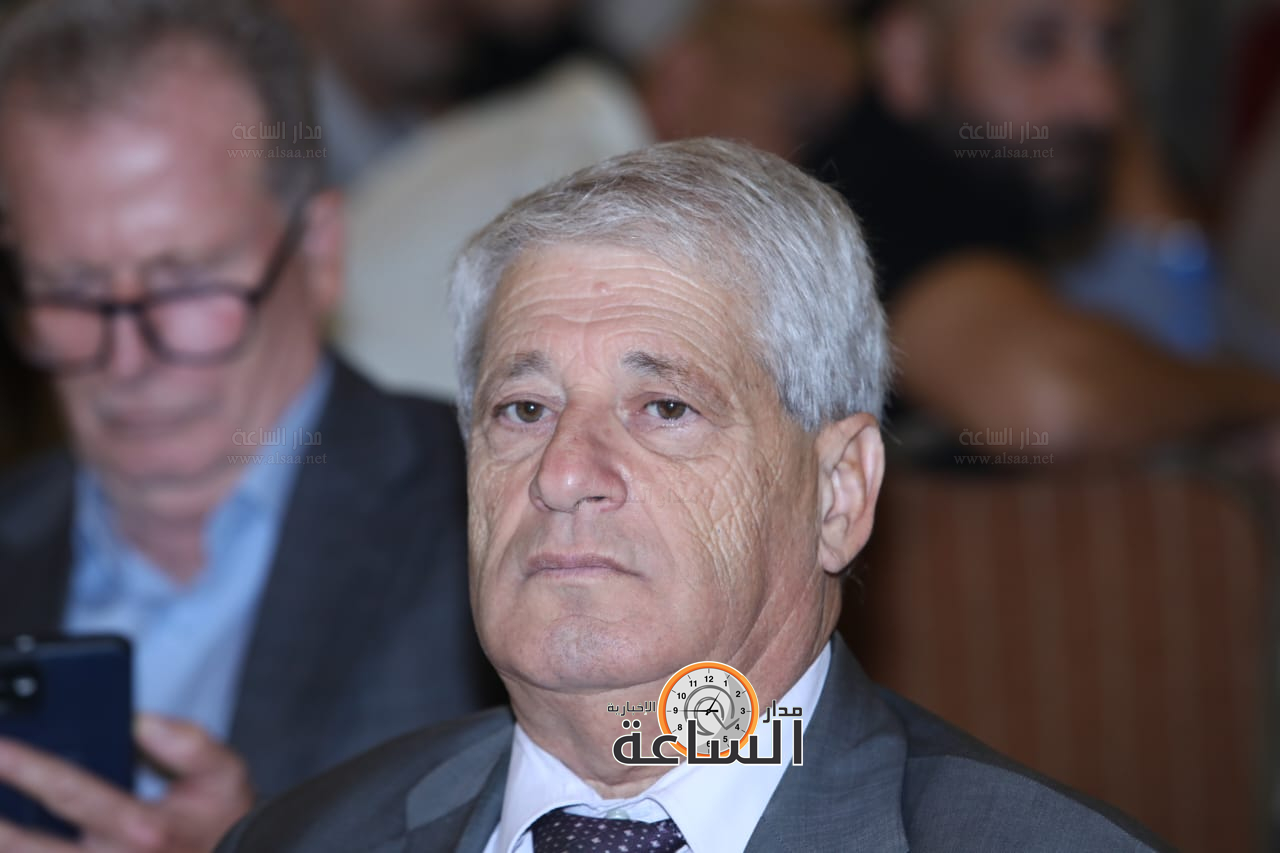 Madar Al-Saa Images 0.3947613515861159