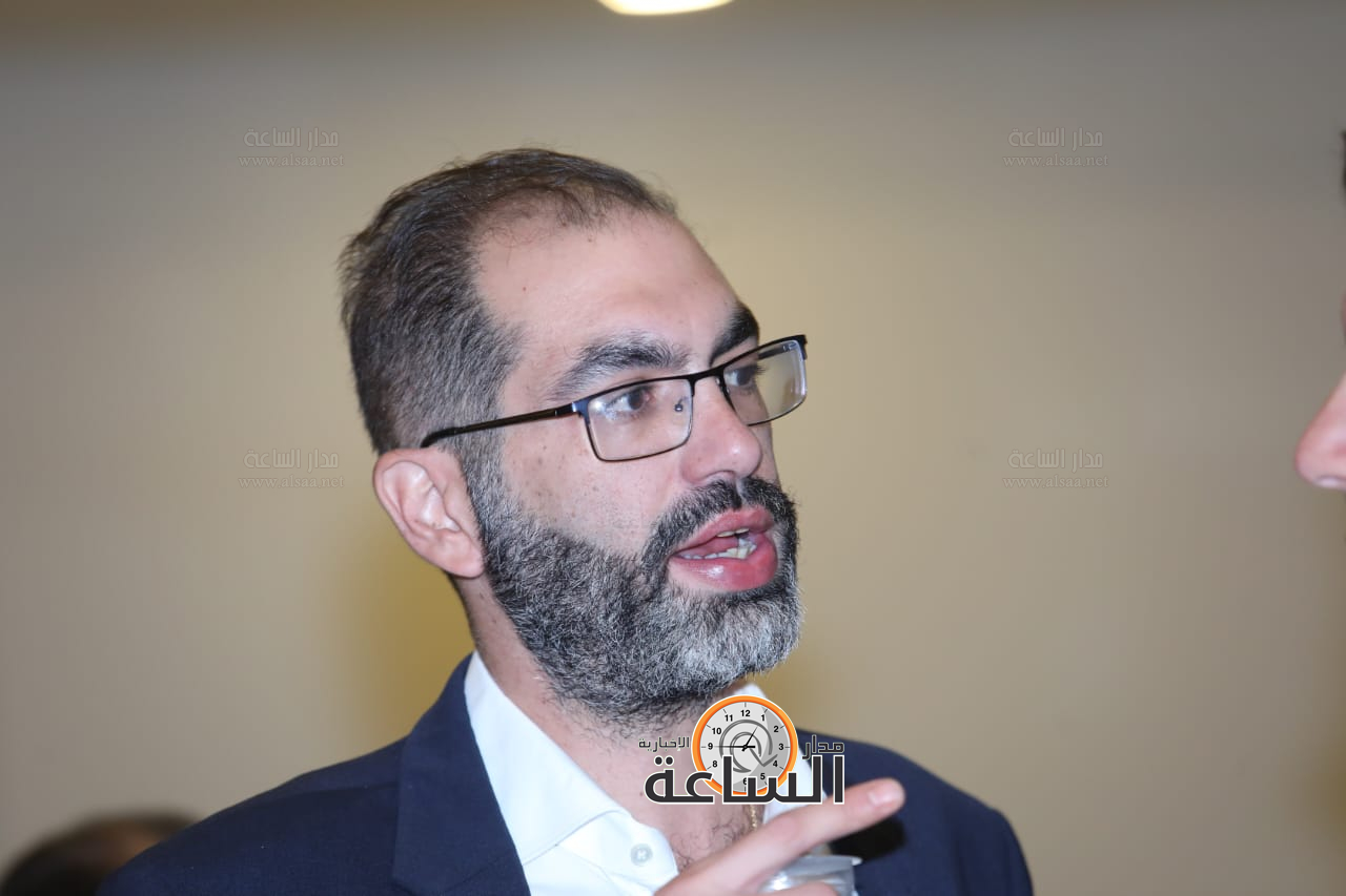 Madar Al-Saa Images 0.9231813497691661