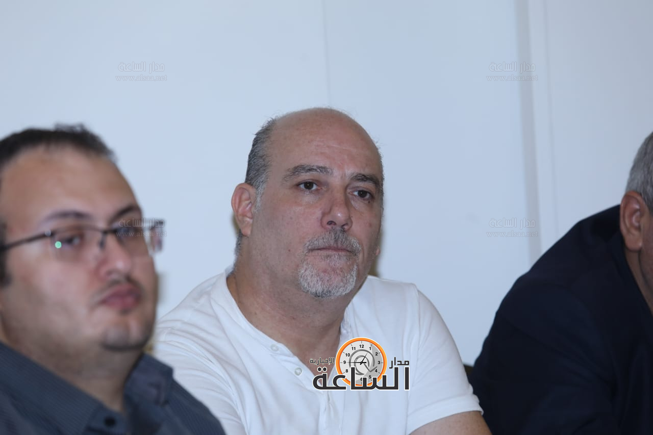 Madar Al-Saa Images 0.024526767489019496