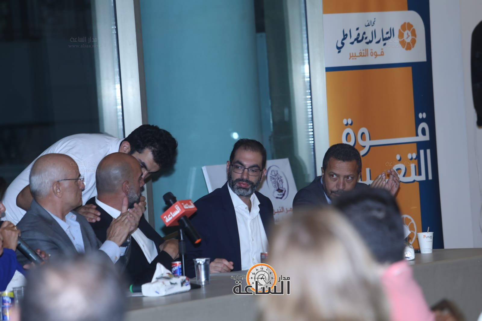 Madar Al-Saa Images 0.7316488392340201