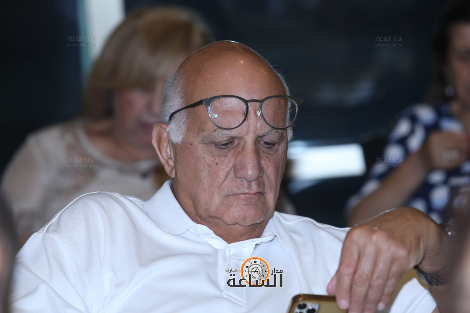 Madar Al-Saa Images 0.7405613770010151