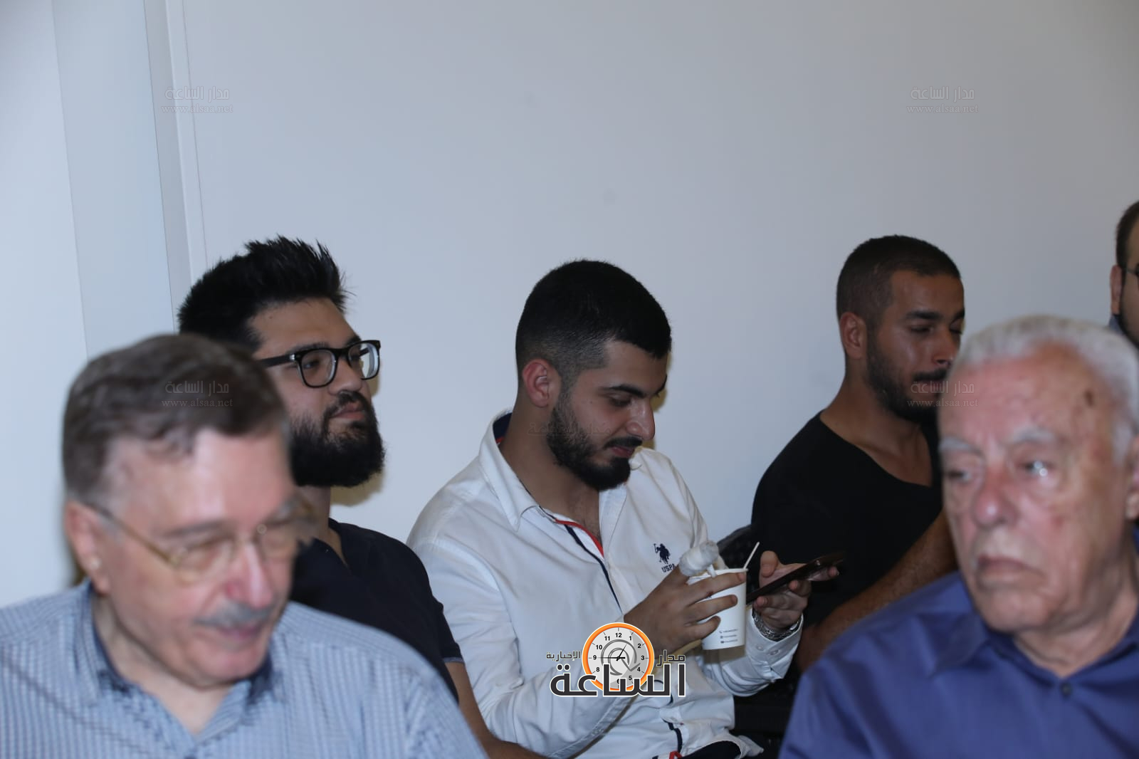 Madar Al-Saa Images 0.1559879294599258