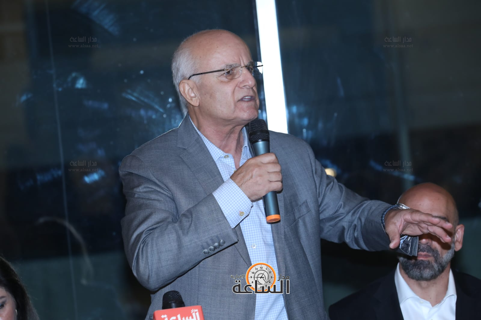 Madar Al-Saa Images 0.4073062110052037