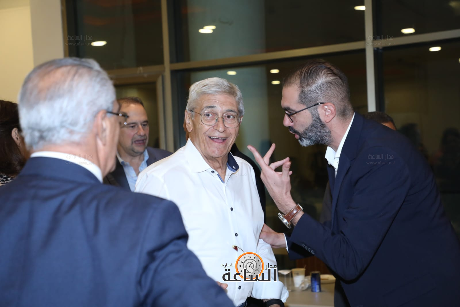 Madar Al-Saa Images 0.08404149838128827