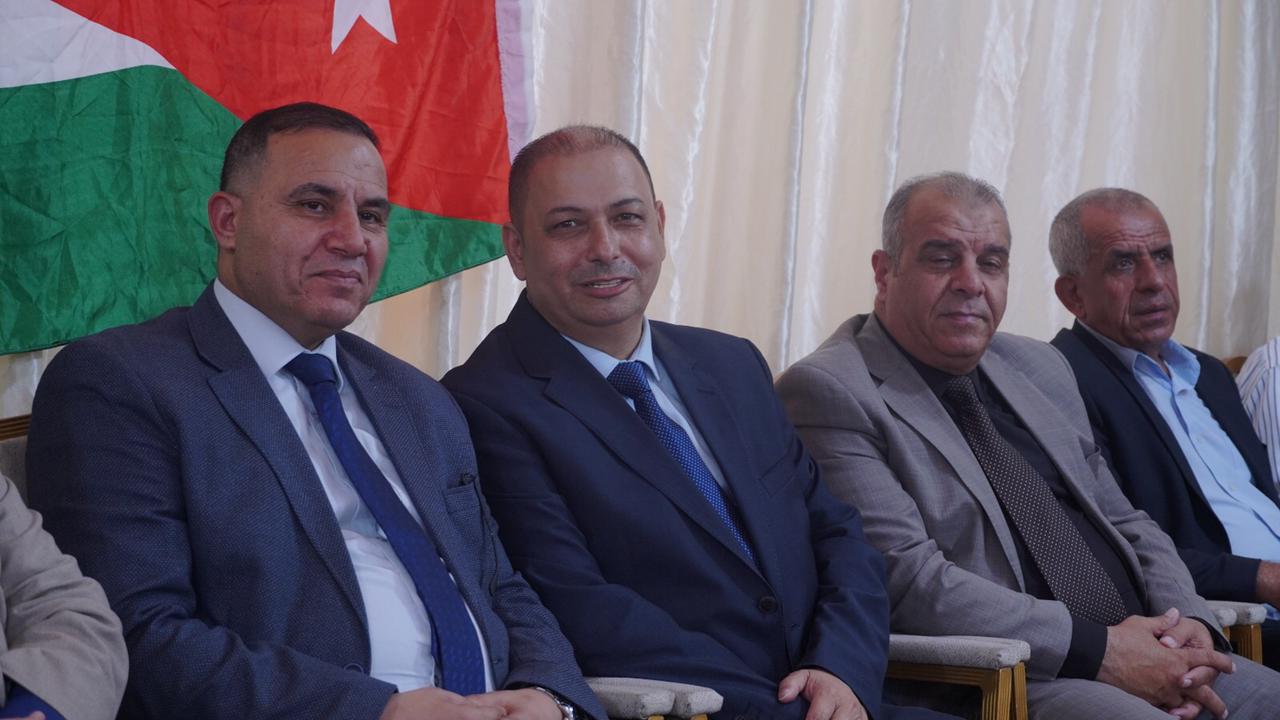 Madar Al-Saa Images 0.6607748636516537