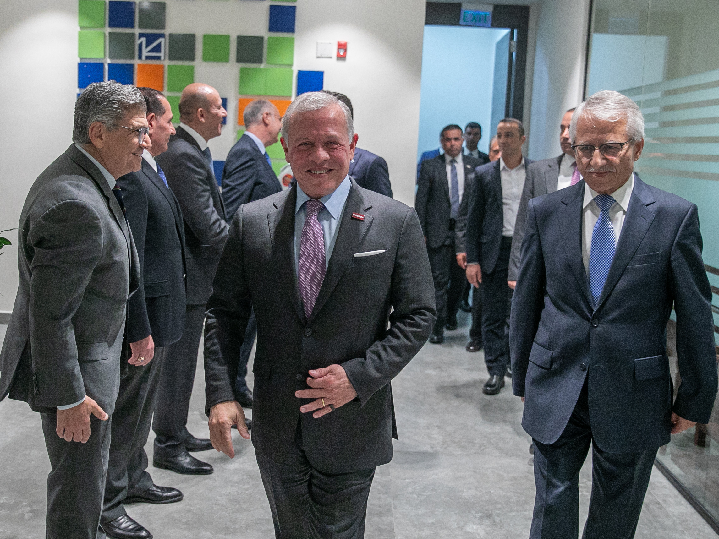 Madar Al-Saa Images 0.6352442824151674