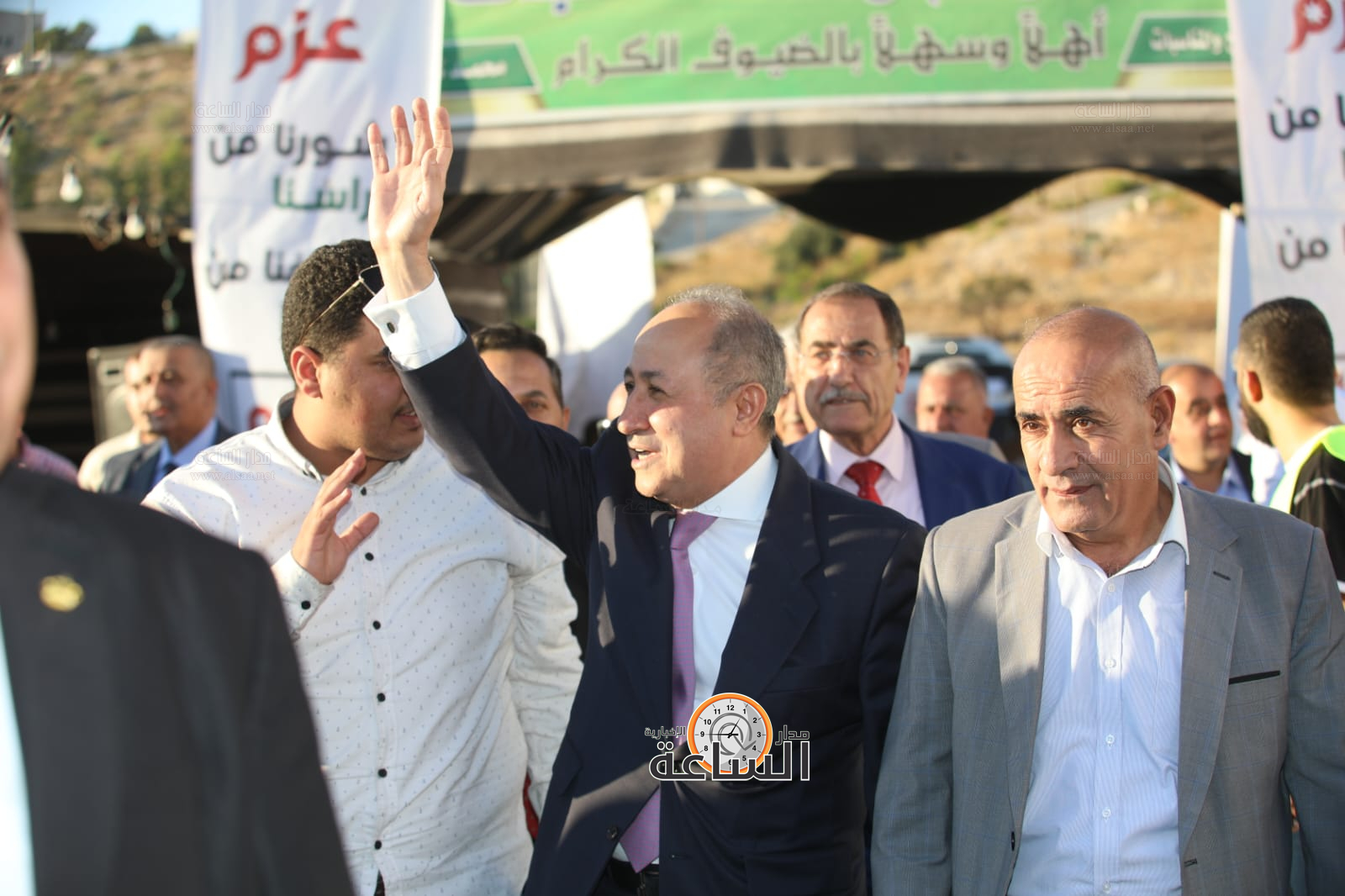 Madar Al-Saa Images 0.973586708606158