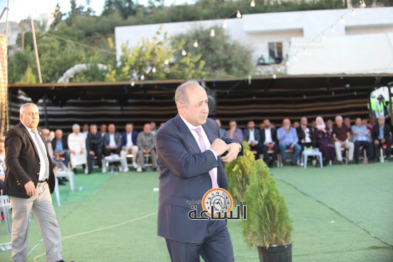 Madar Al-Saa Images 0.5123763331547093