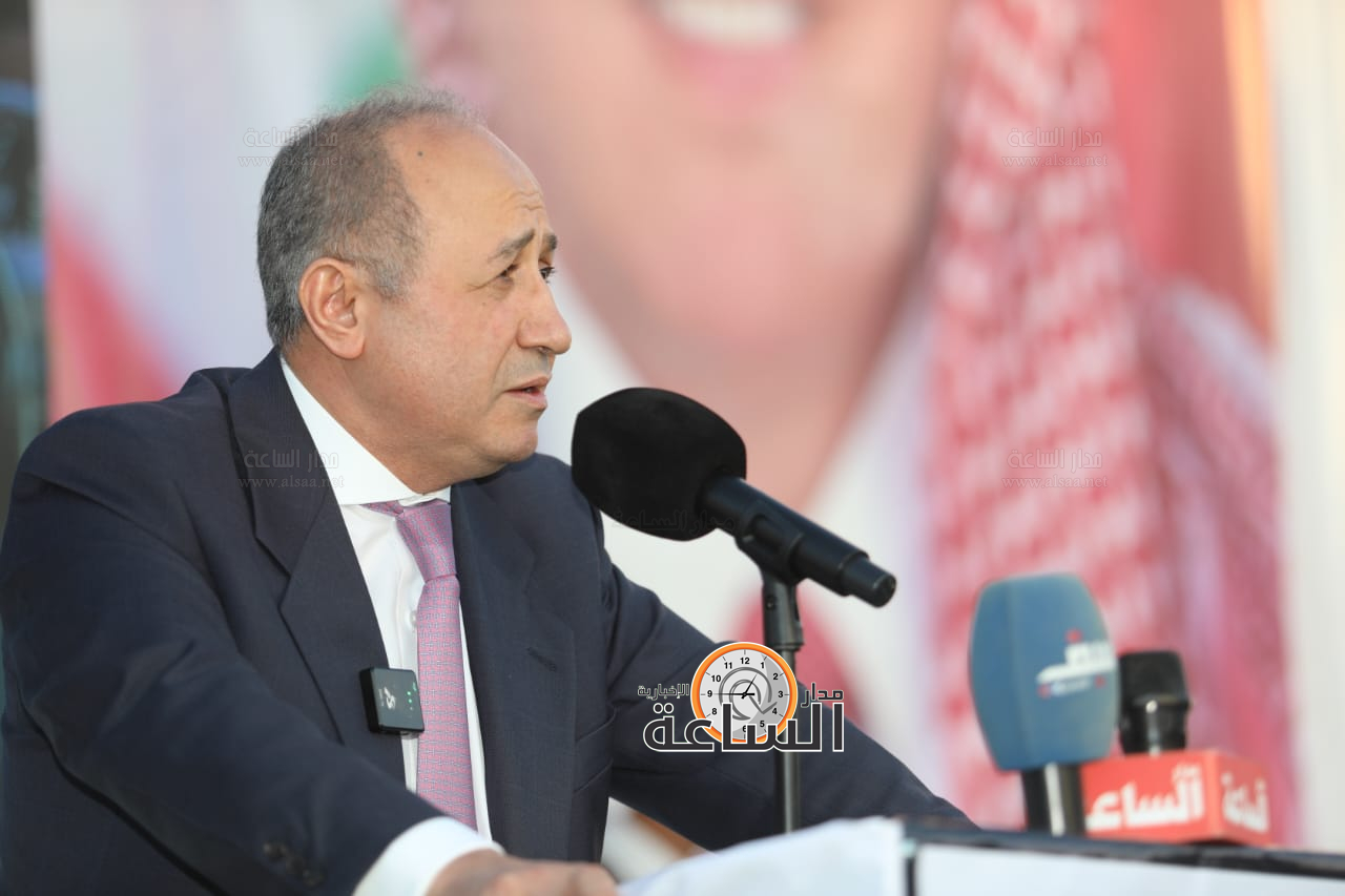 Madar Al-Saa Images 0.395154514293395