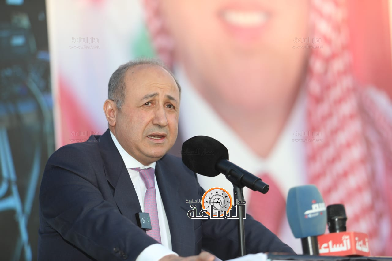 Madar Al-Saa Images 0.3892627896687755