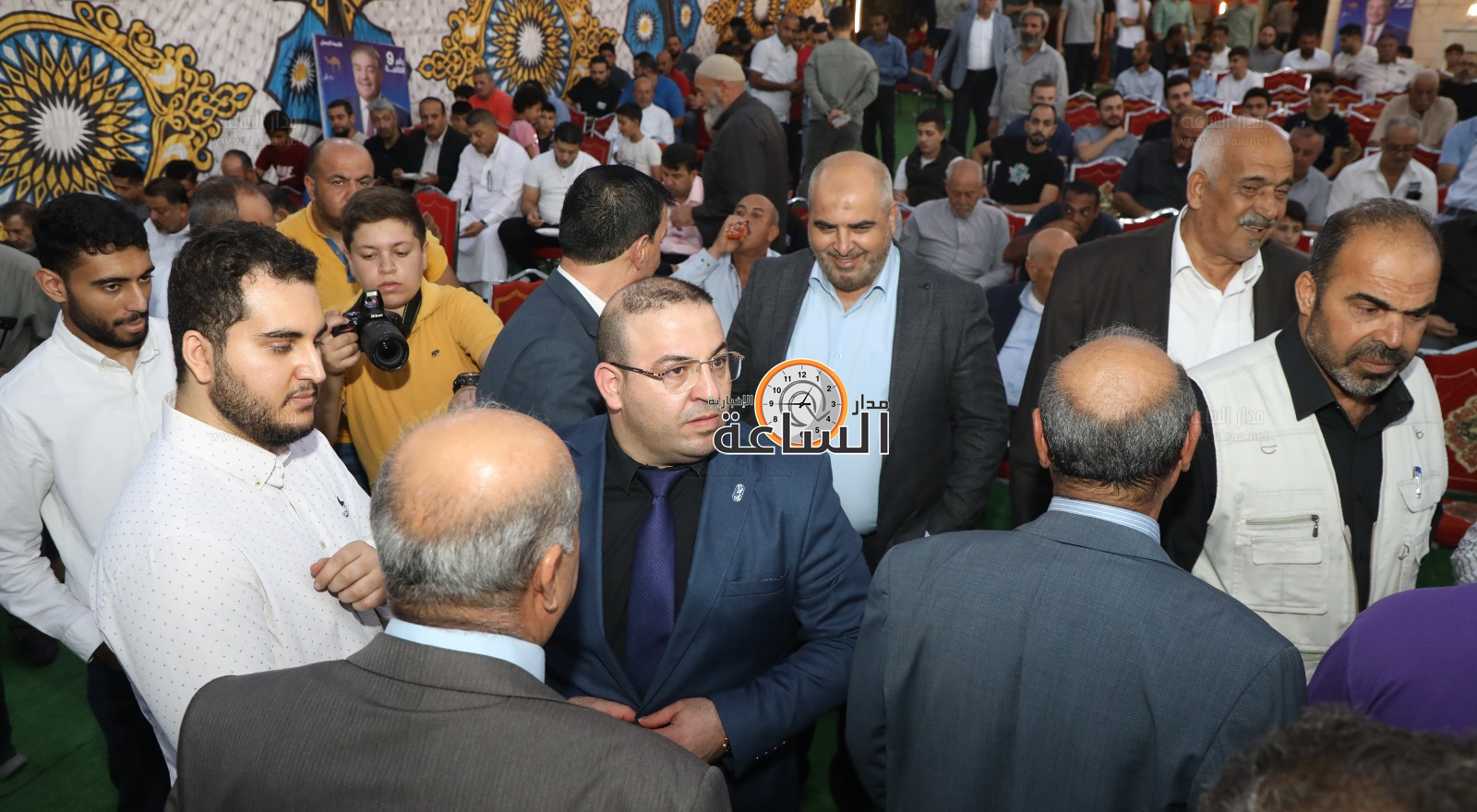 Madar Al-Saa Images 0.3217731992344546