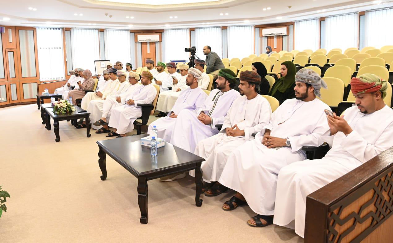 Madar Al-Saa Images 0.10733338598484199