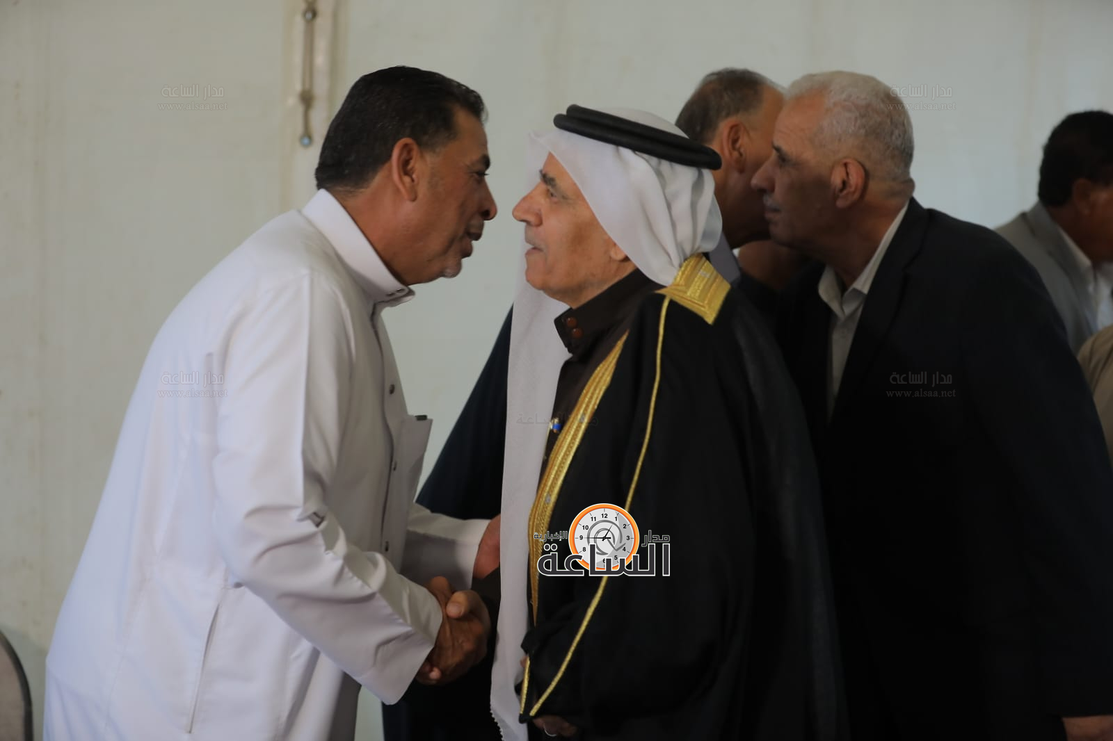 Madar Al-Saa Images 0.6525528729466799