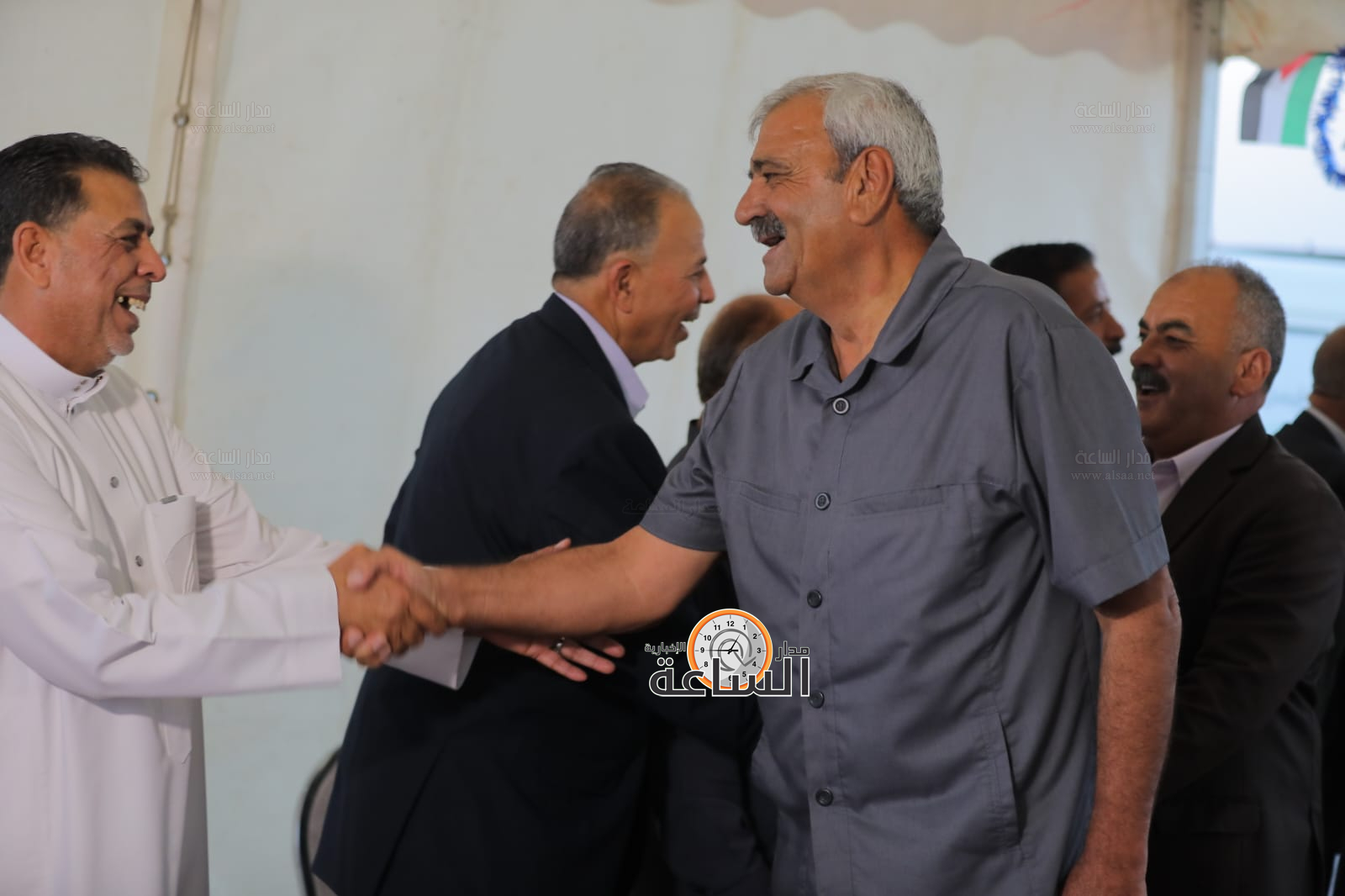 Madar Al-Saa Images 0.7055834673428756