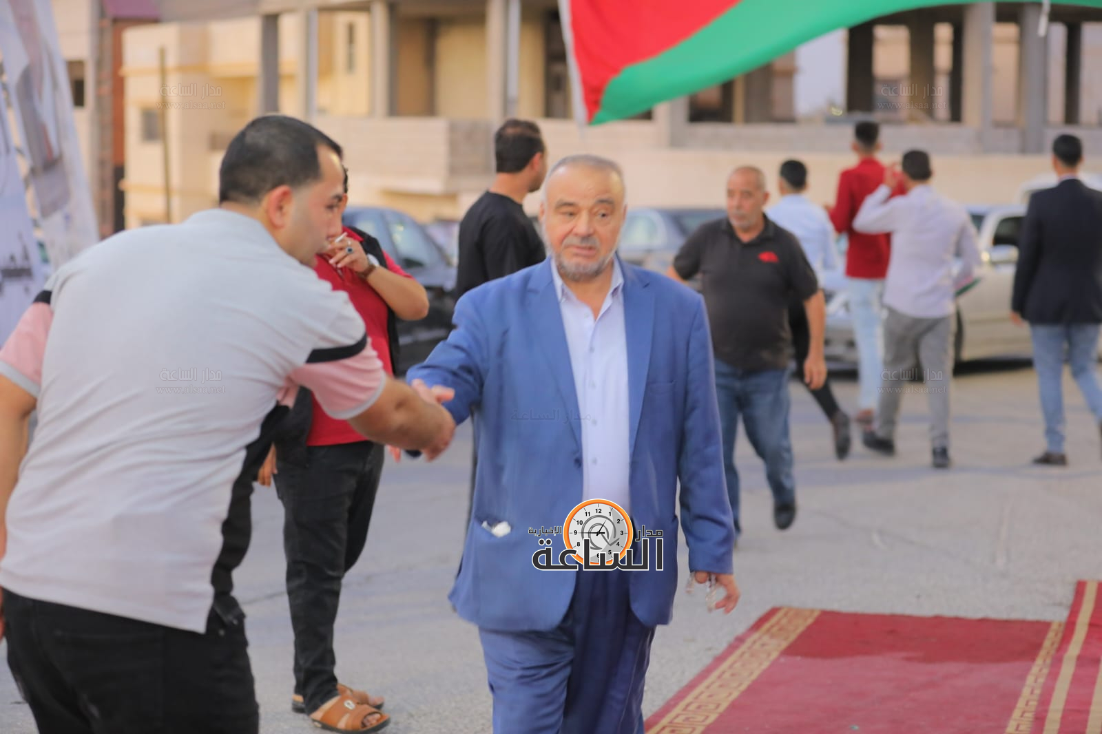 Madar Al-Saa Images 0.12081360306893507