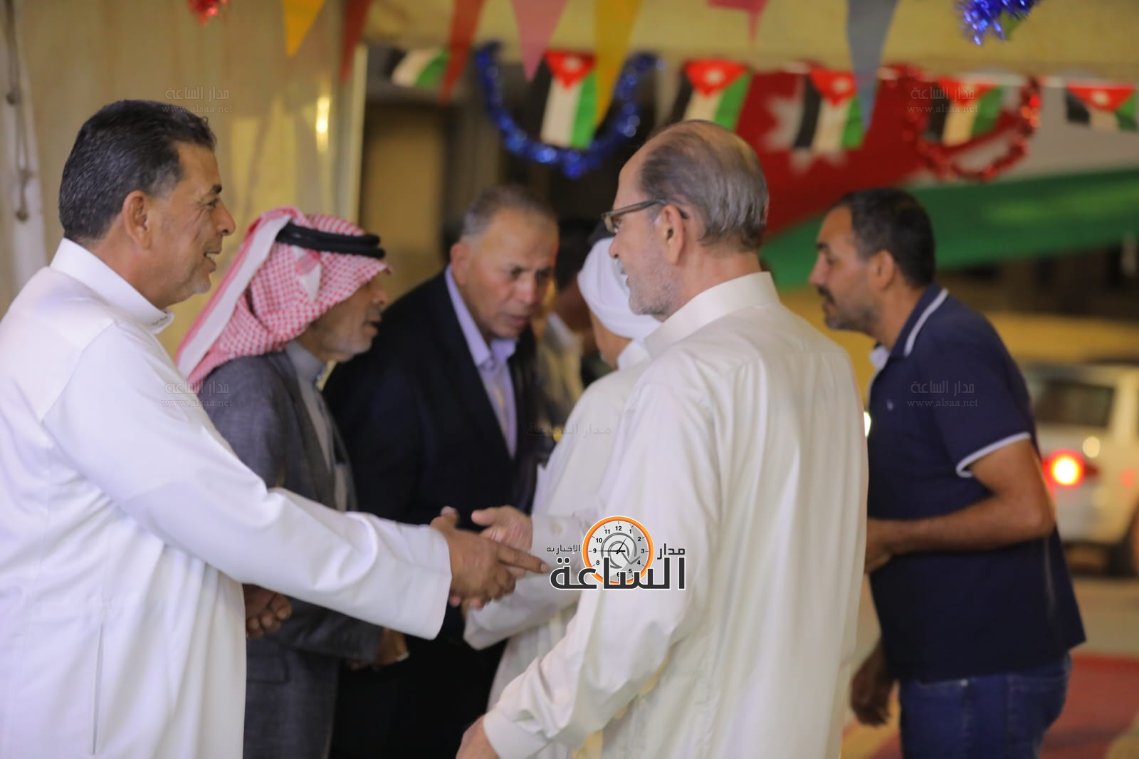 Madar Al-Saa Images 0.8171508808679462