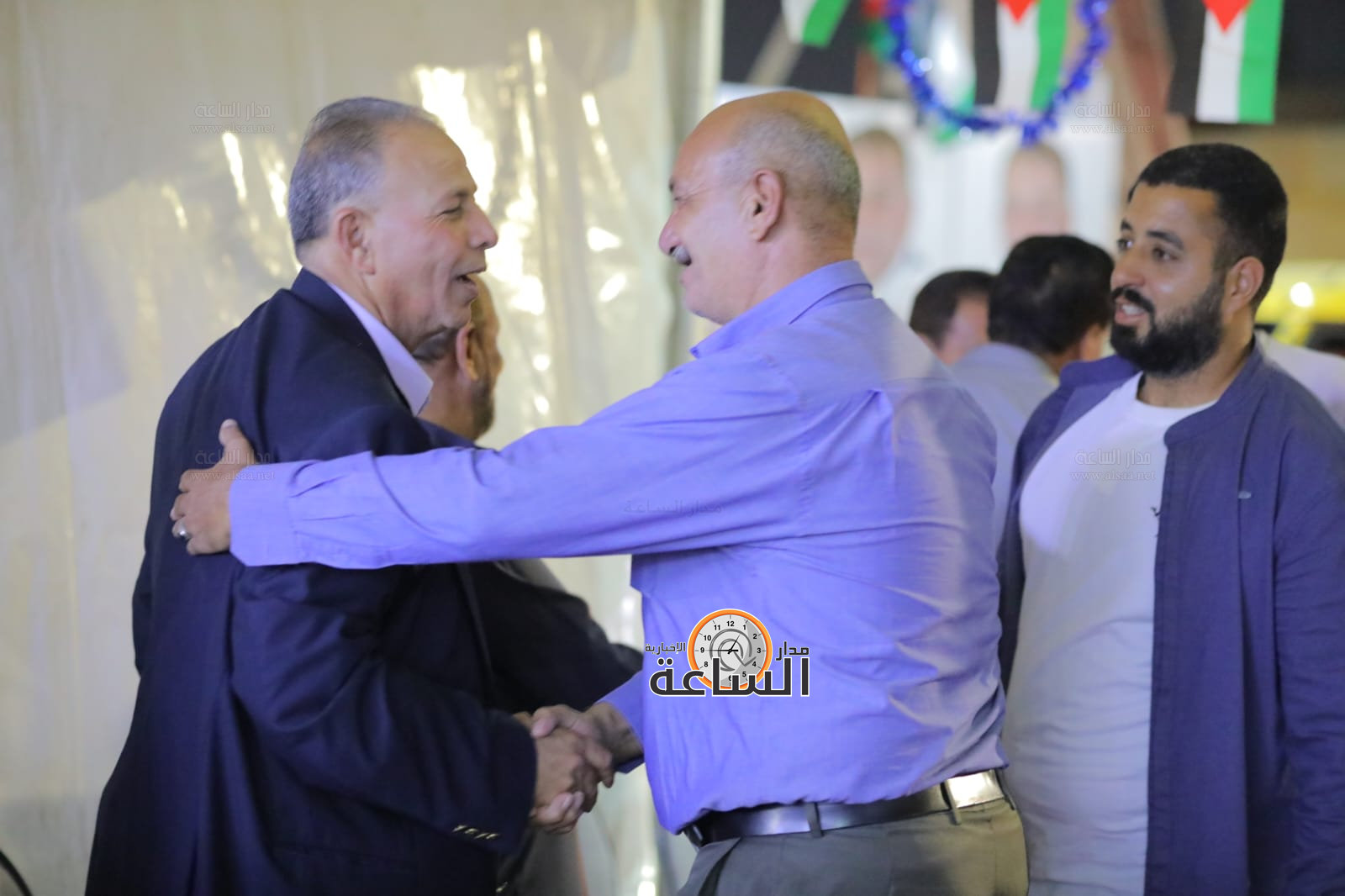 Madar Al-Saa Images 0.7972140871660167