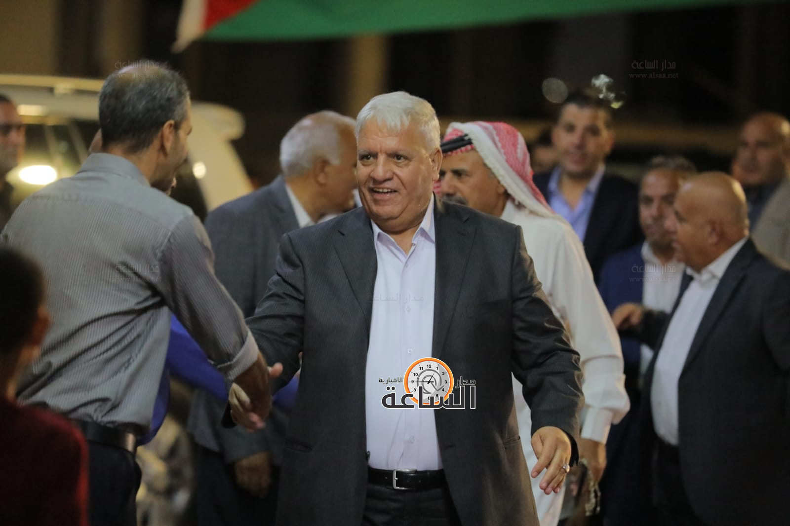 Madar Al-Saa Images 0.42134389028192354