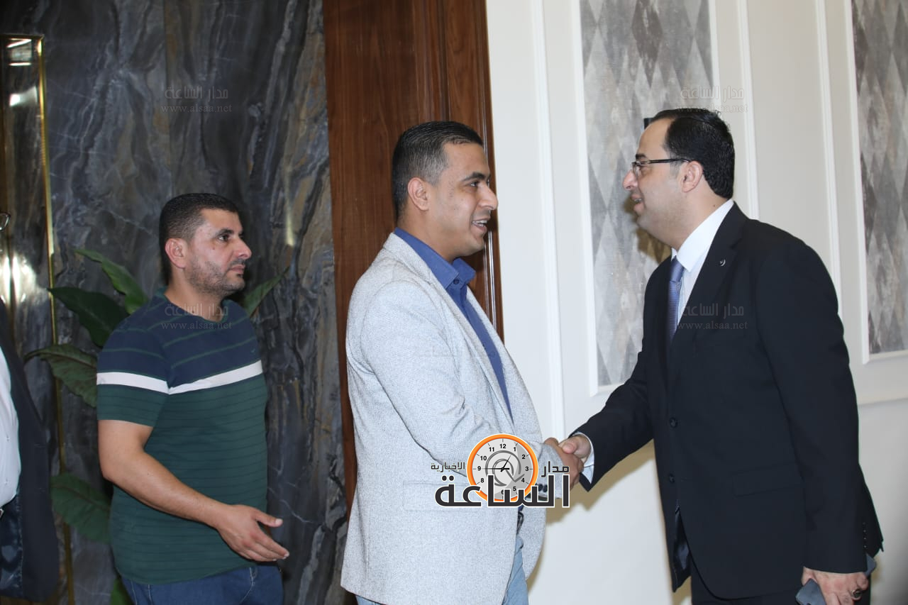 Madar Al-Saa Images 0.8192019872799132