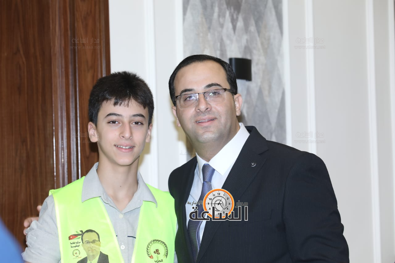 Madar Al-Saa Images 0.49731639774163594