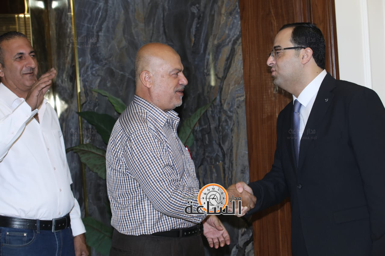 Madar Al-Saa Images 0.7768037296415526