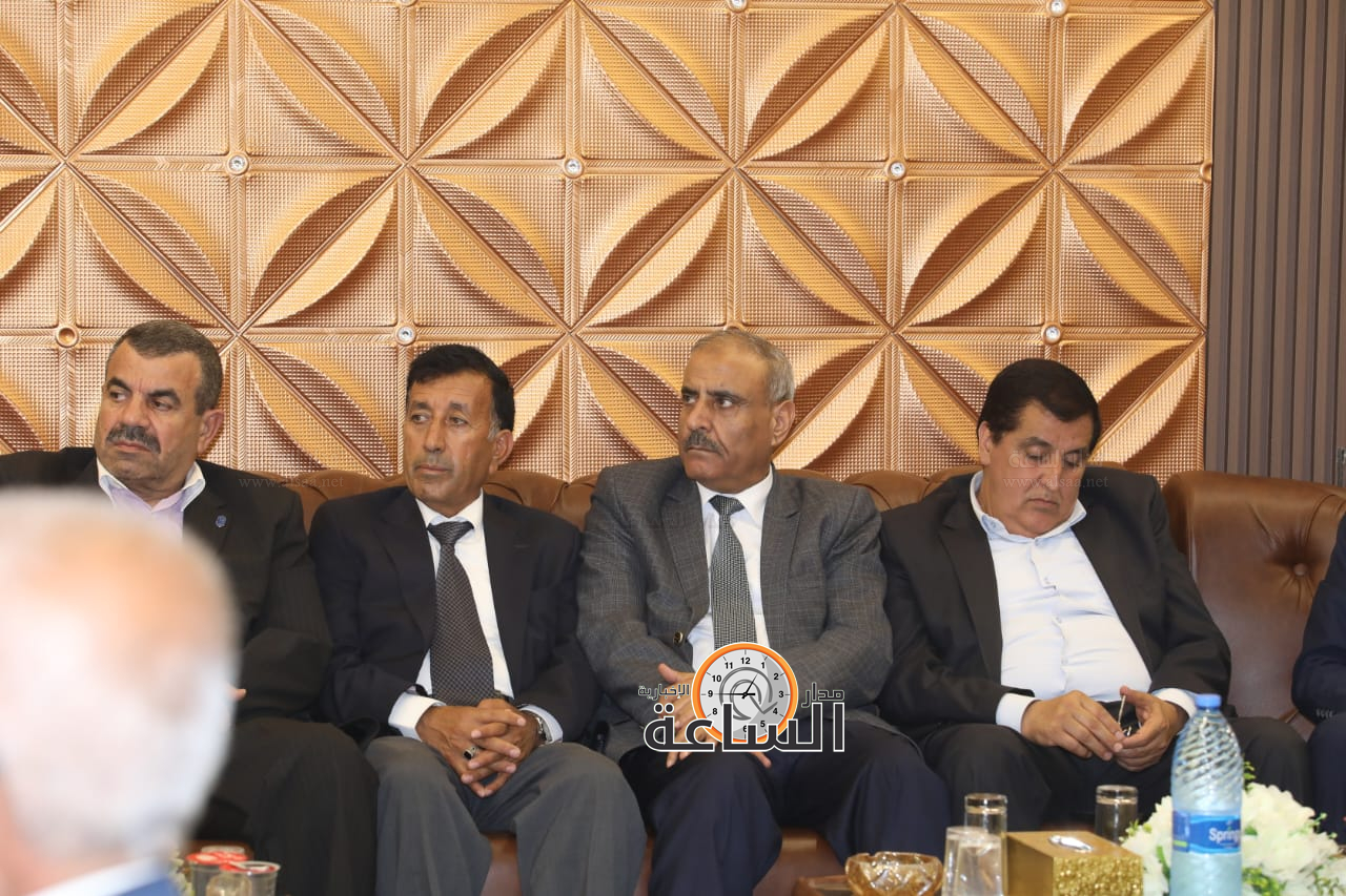 Madar Al-Saa Images 0.19160286098088597