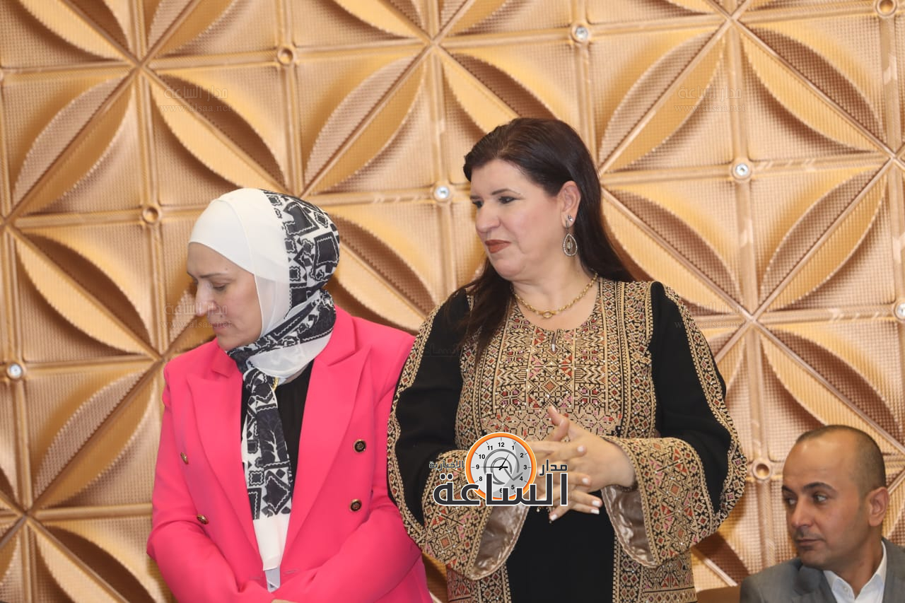 Madar Al-Saa Images 0.42887511930696887