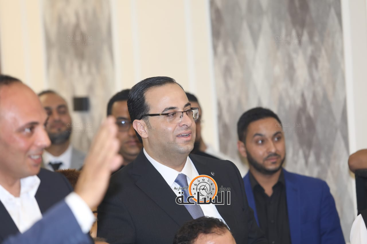 Madar Al-Saa Images 0.02448178288375269