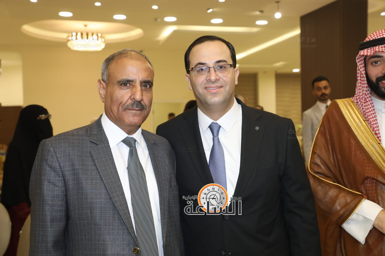 Madar Al-Saa Images 0.5848059136124331