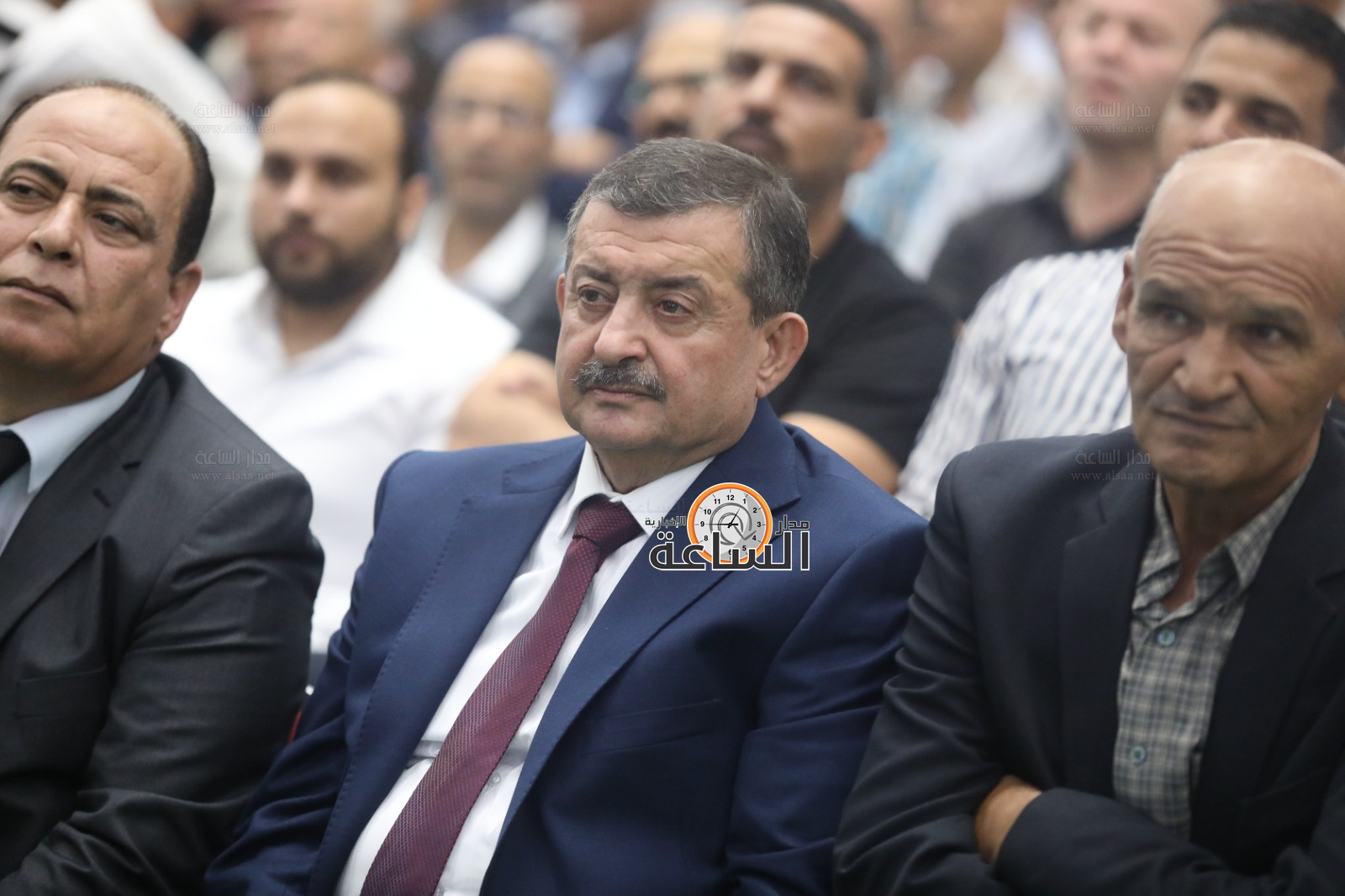 Madar Al-Saa Images 0.3895663152872637