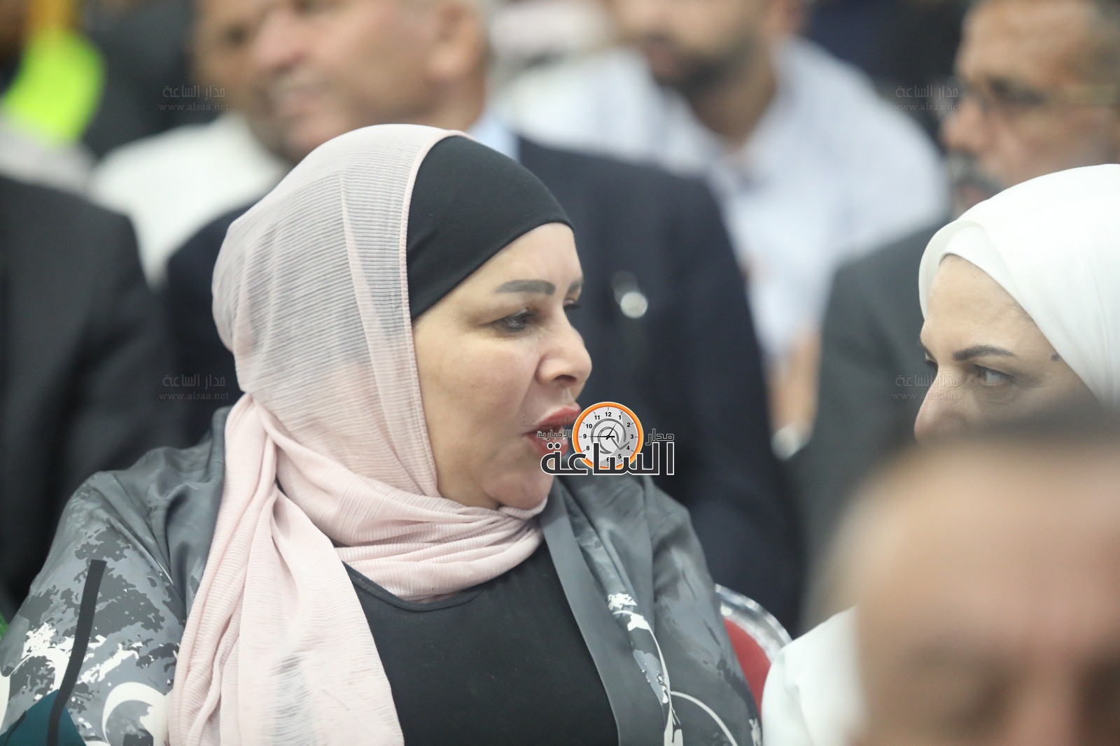 Madar Al-Saa Images 0.4584410163983941