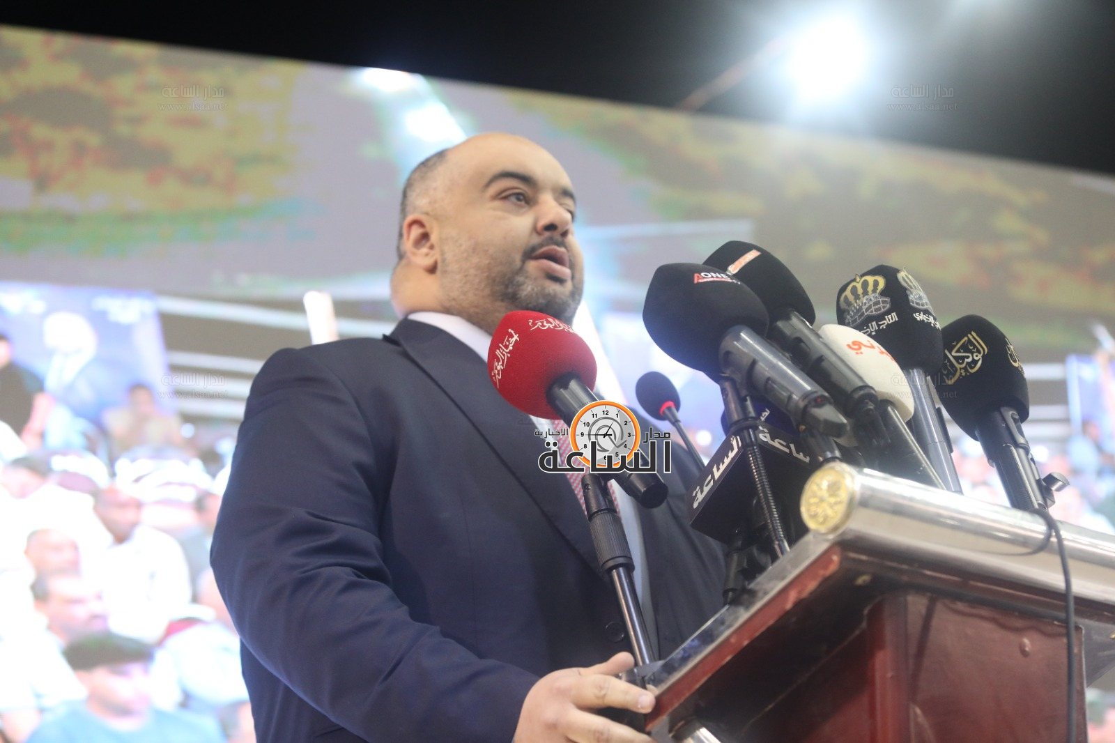 Madar Al-Saa Images 0.9341543282929412