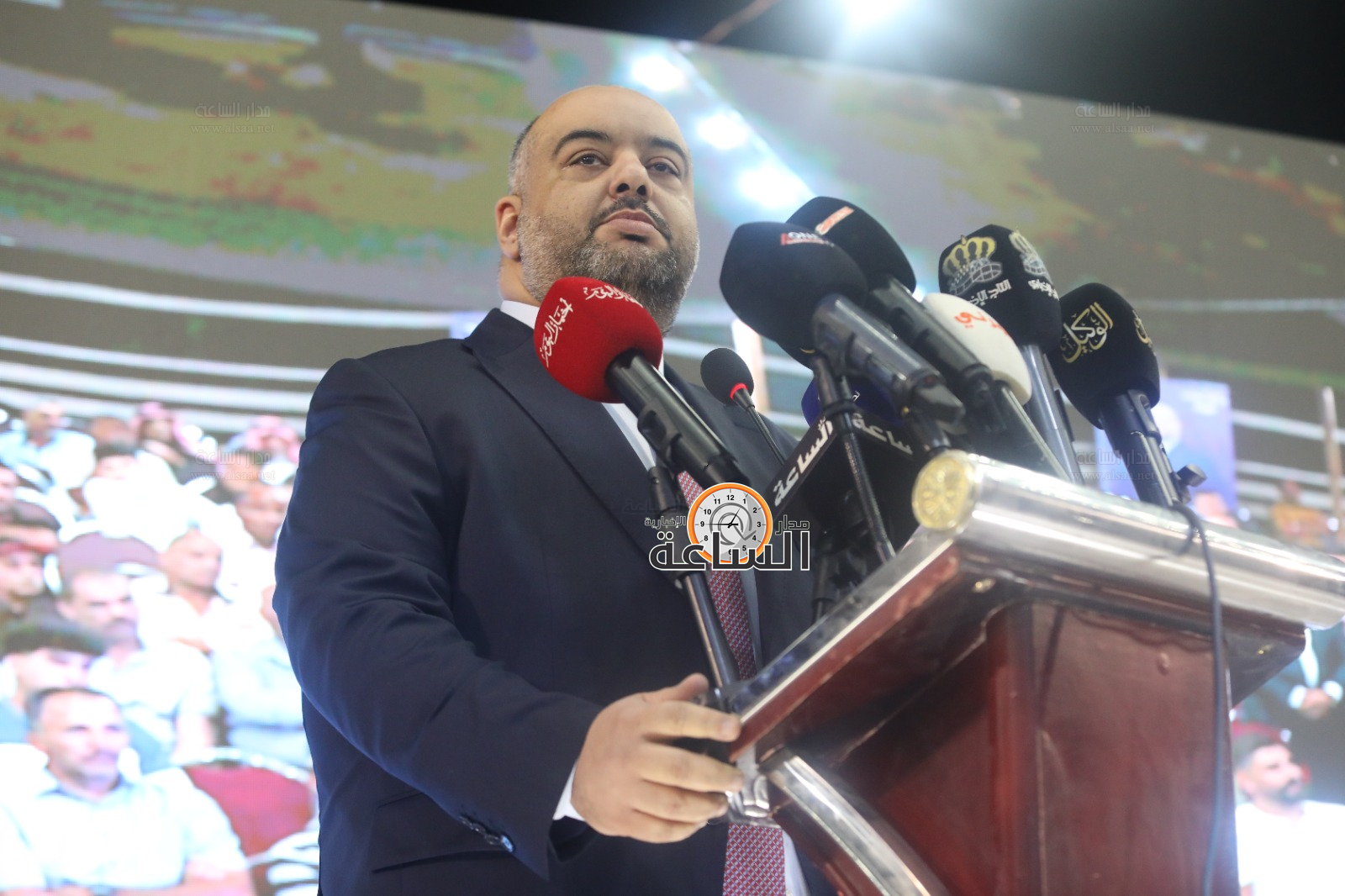 Madar Al-Saa Images 0.249071686971426