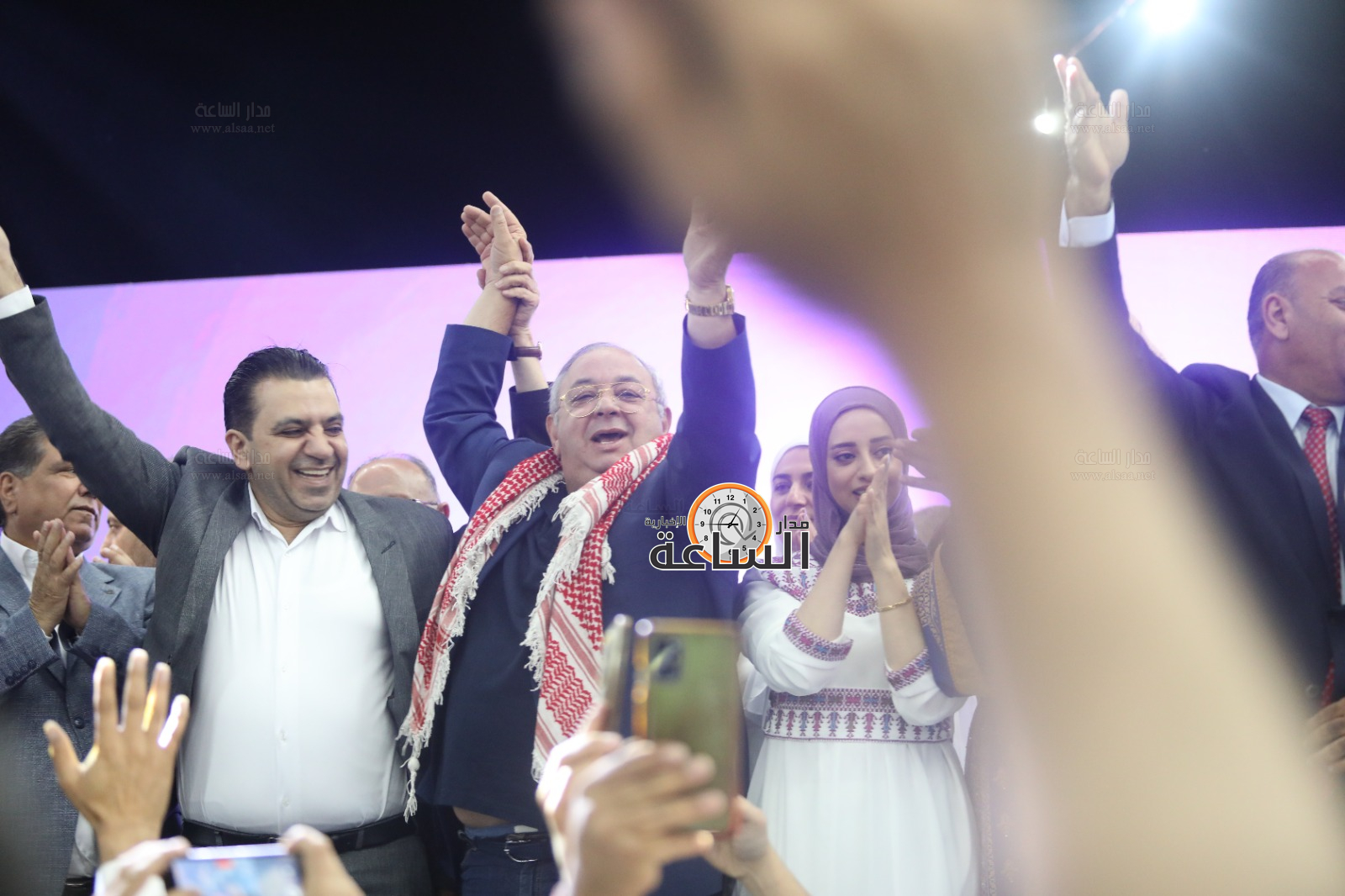 Madar Al-Saa Images 0.6326302380963067