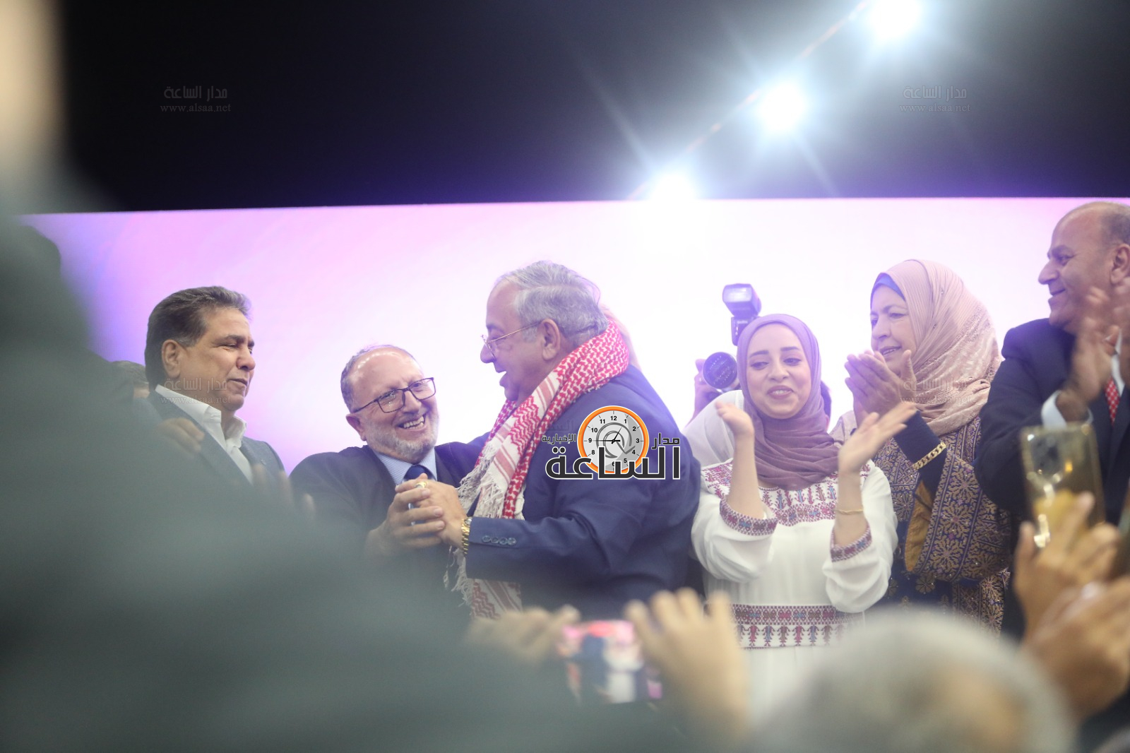 Madar Al-Saa Images 0.33687974872247994