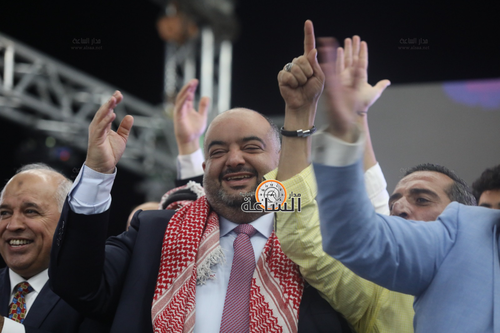 Madar Al-Saa Images 0.6036003776680887