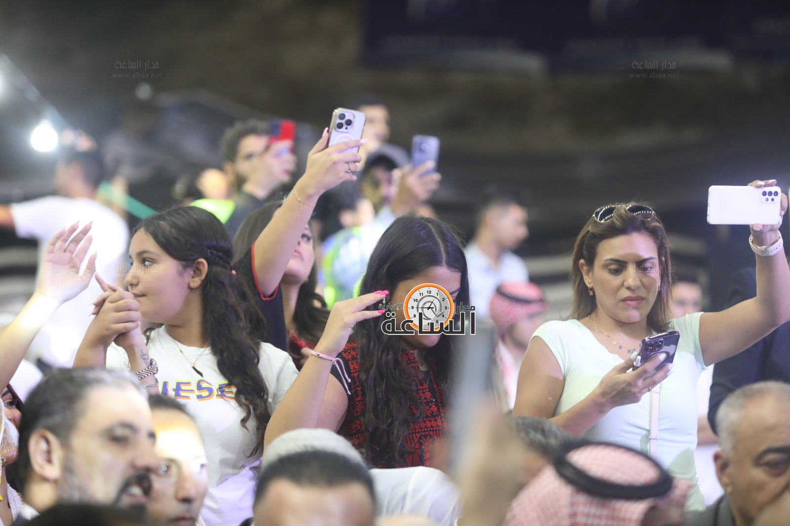 Madar Al-Saa Images 0.7088694072828943