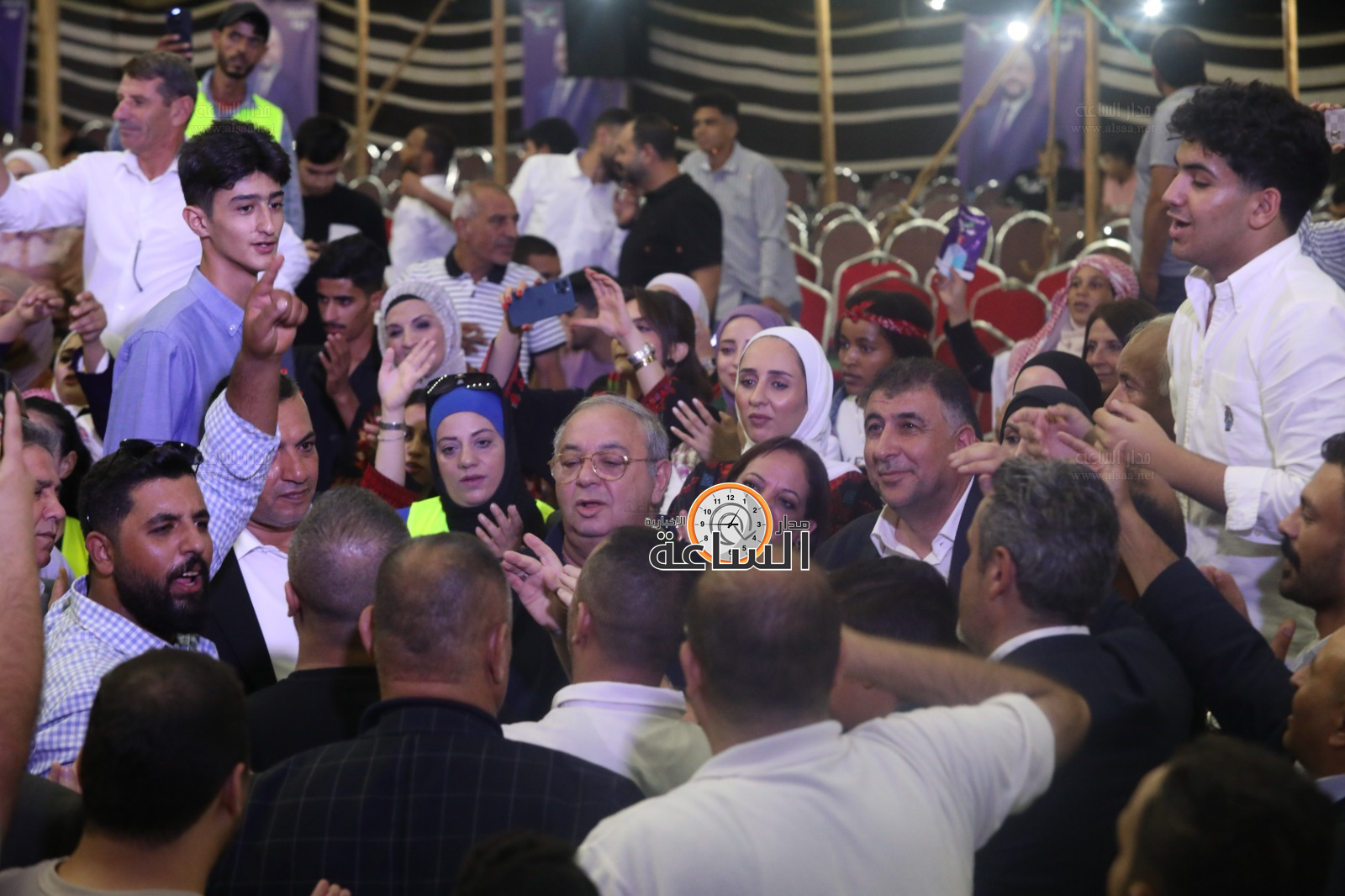 Madar Al-Saa Images 0.4426069640271788