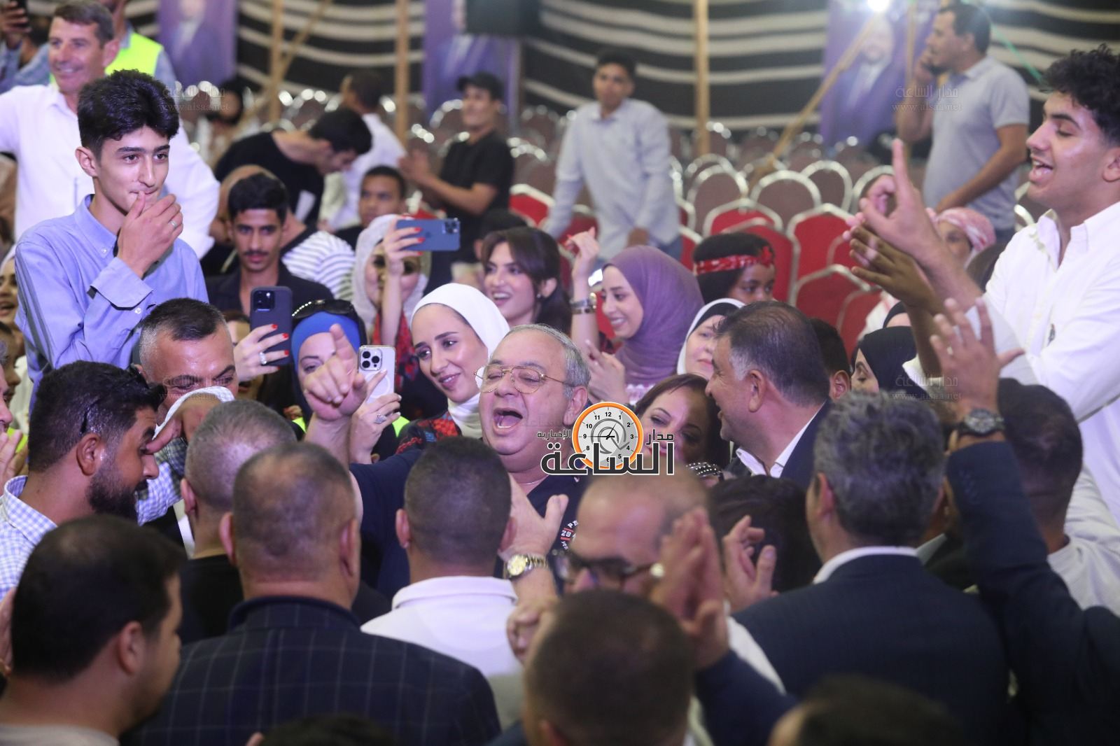 Madar Al-Saa Images 0.518776082155036