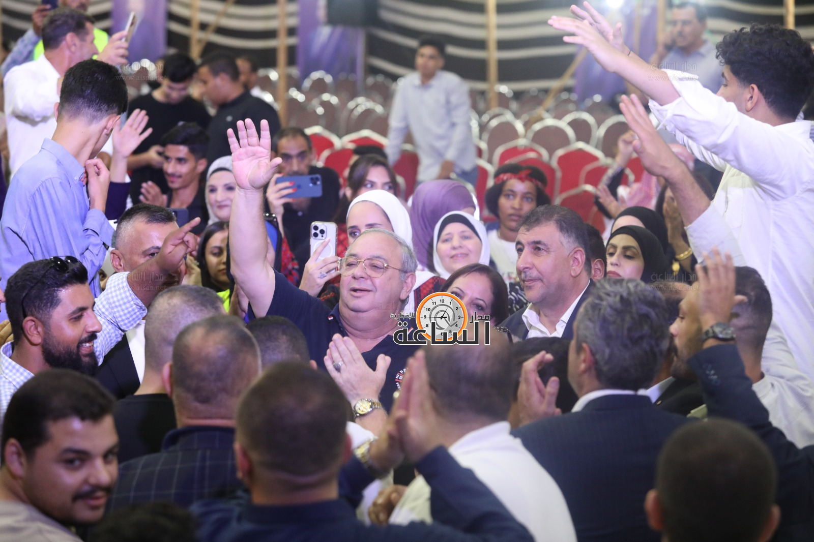 Madar Al-Saa Images 0.24009956832120793