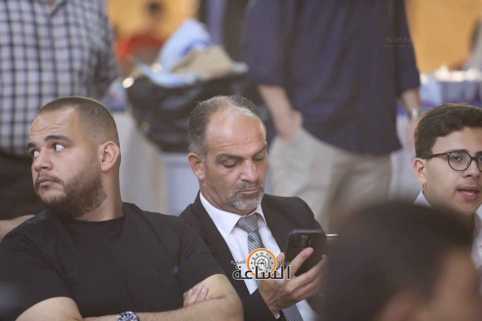 Madar Al-Saa Images 0.32422462827539267