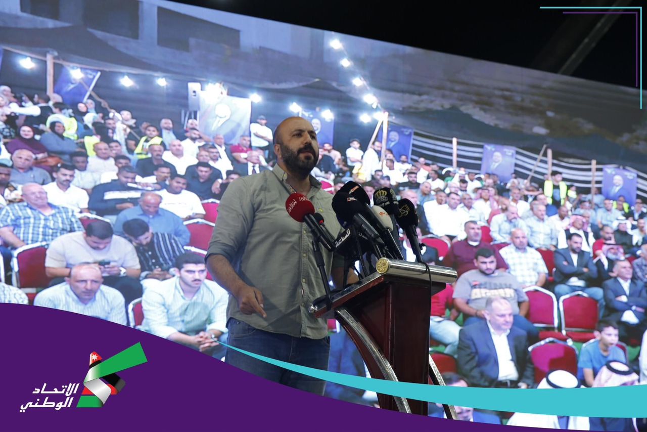 Madar Al-Saa Images 0.9928956160412215